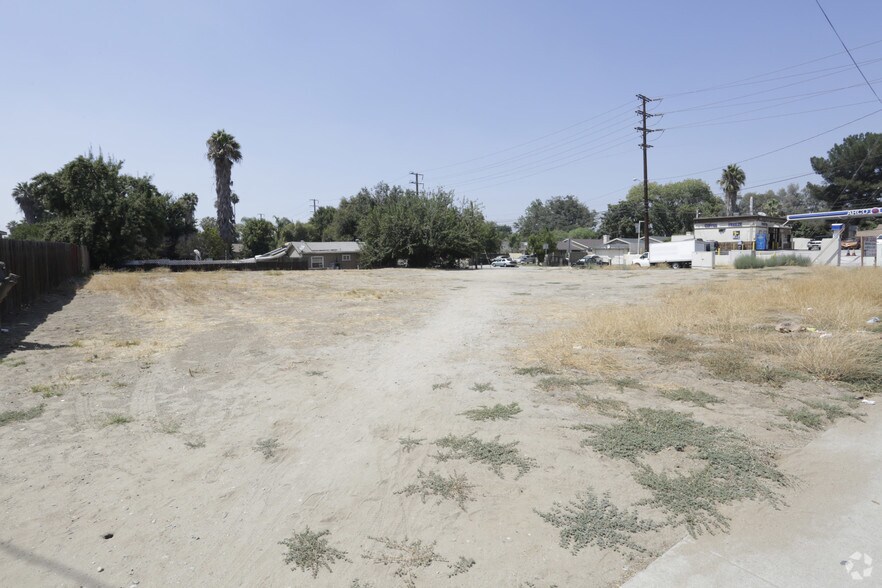 More Photos Of 1089 N Rancho Ave, Colton Land For Sale