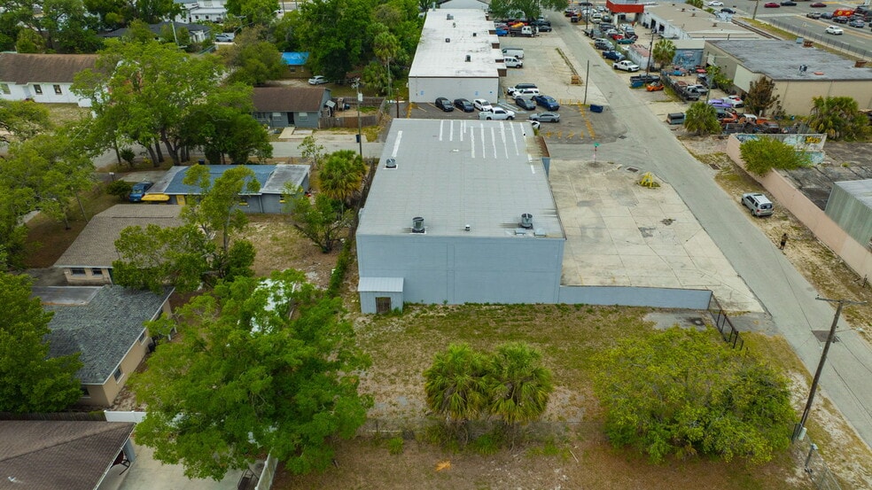 More Photos Of 1001 E Skagway Ave, Tampa Warehouse For Lease