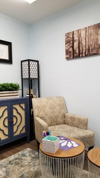 More Photos Of 450 Central Ave, Lancaster Medical For Lease