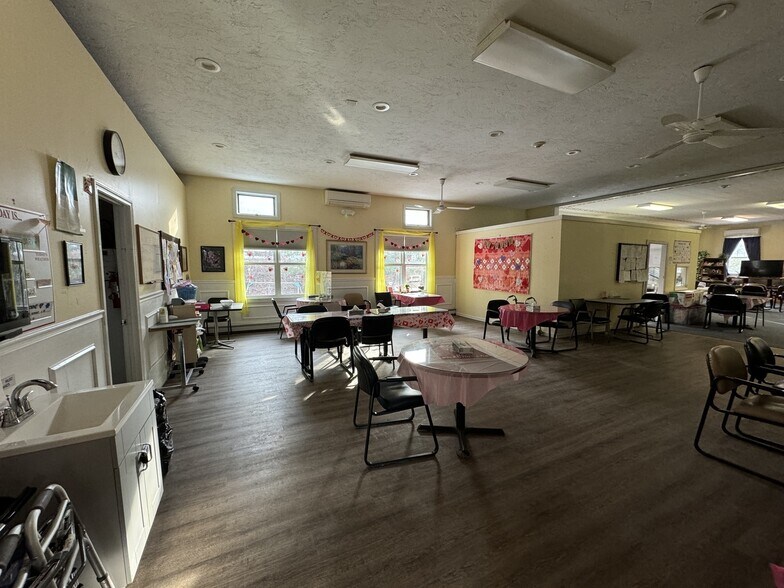 More Photos Of 98 Nicks Rock Rd, Plymouth Daycare Center For Sale