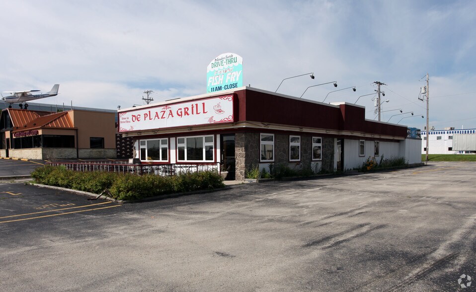 More Photos Of , Milwaukee General Retail For Sale