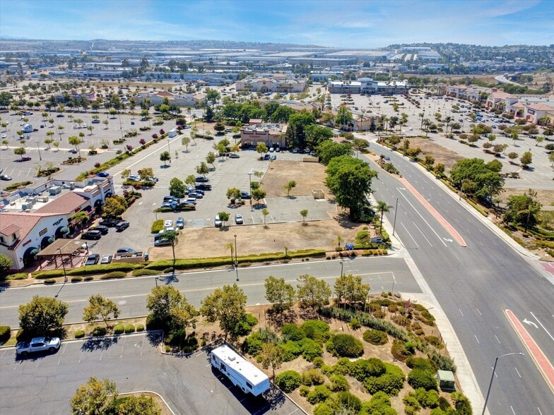 More Photos Of Canyon Springs Parkway, Riverside Land For Lease
