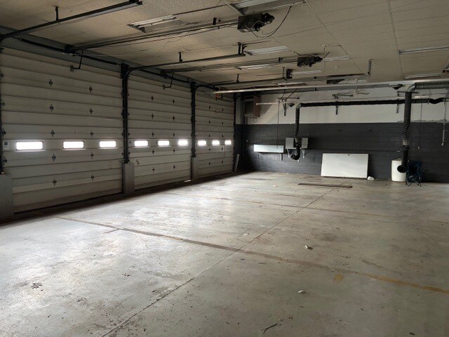 More Photos Of 631 Lamberd Ave, Johnstown Warehouse For Sale