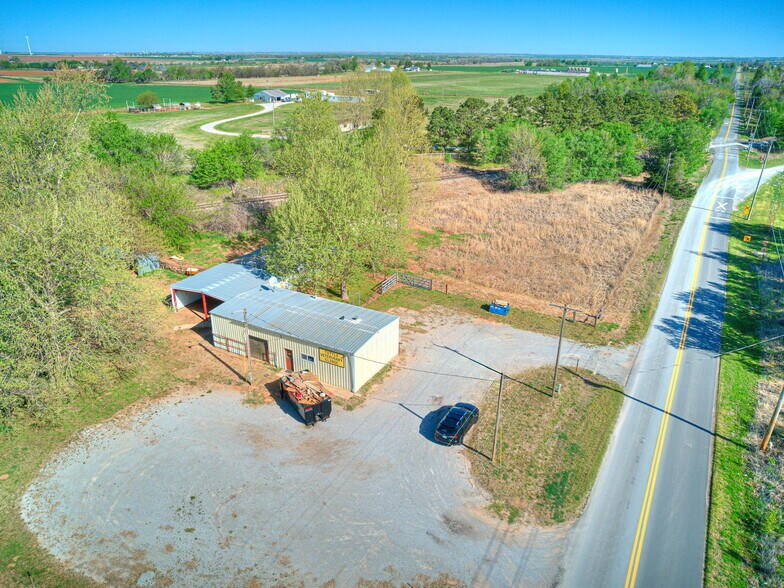 More Photos Of 601 Cimarron Rd, Tuttle Specialty For Sale