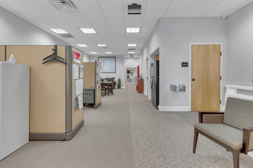 More Photos Of 111 Sunset Ave, Asheboro Office Residential For Sale