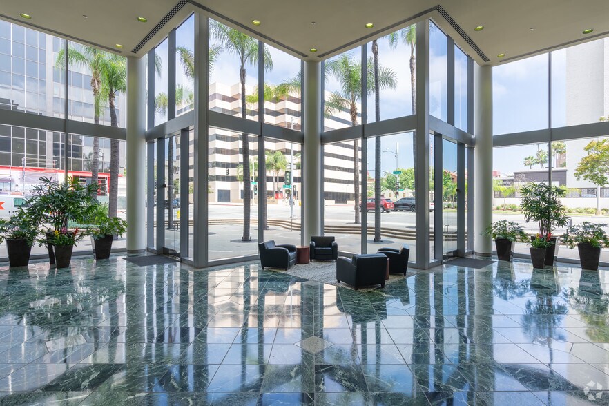 More Photos Of 200 S Los Robles Ave, Pasadena Office For Lease