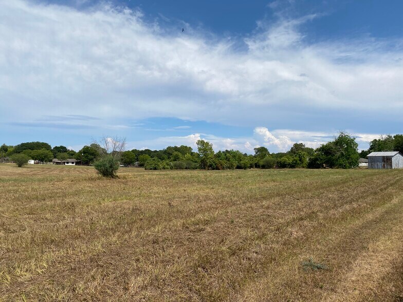 More Photos Of Shepard Street, Brenham Land For Sale