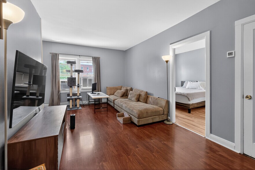 More Photos Of 124 Lincoln Ave, Mount Vernon Office For Sale