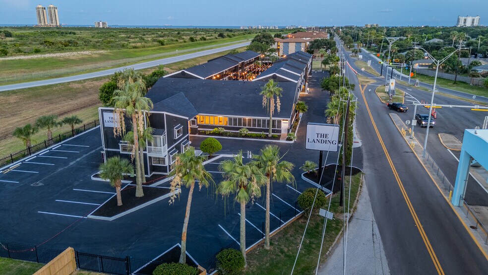 More Photos Of 928 Ferry Rd, Galveston Apartments For Sale