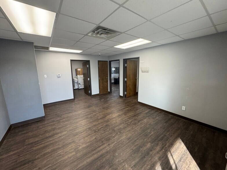 More Photos Of 6229 & 6365 US Highway 59 S, Marshall Warehouse For Sale