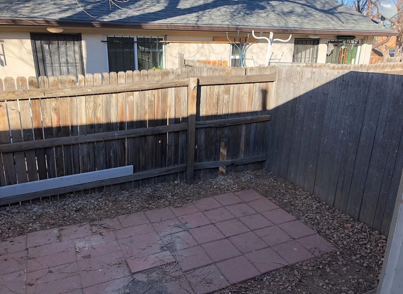 More Photos Of 1143 Akron St, Aurora Apartments For Sale