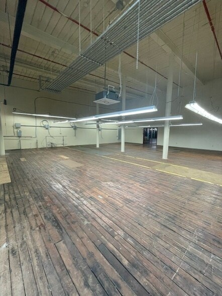 More Photos Of 75 David St, New Bedford Manufacturing For Lease