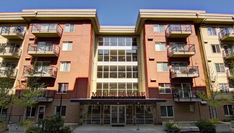 More Photos Of 1015 Railroad Ave, Bellingham Apartments For Sale
