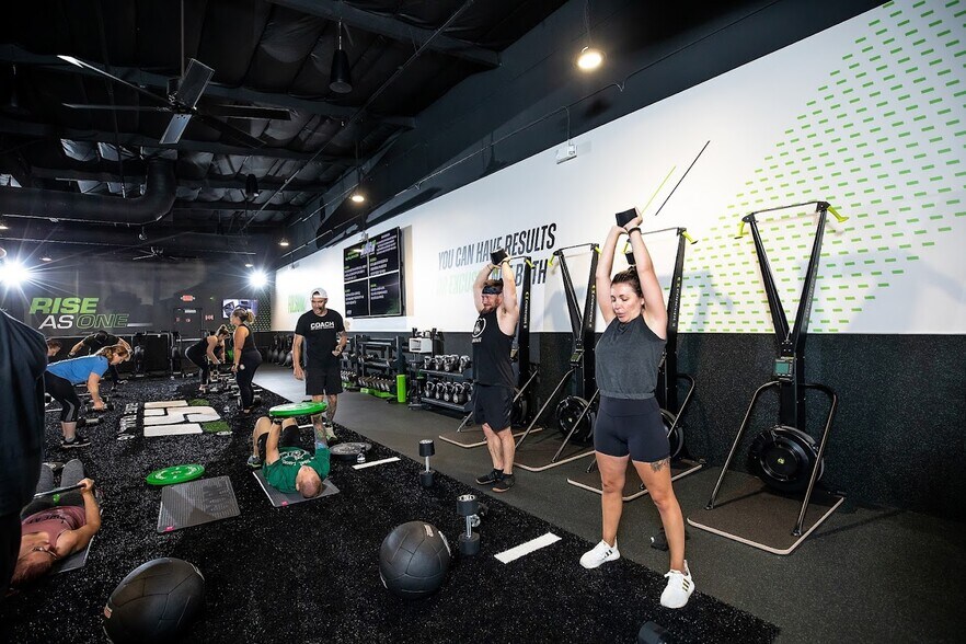 More Photos Of 1007 E Bidwell St, Folsom Storefront For Lease