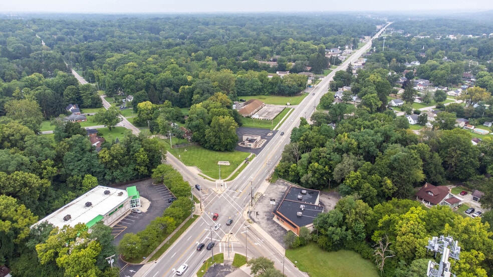 More Photos Of 7600-7602 N Main St, Dayton Freestanding For Sale