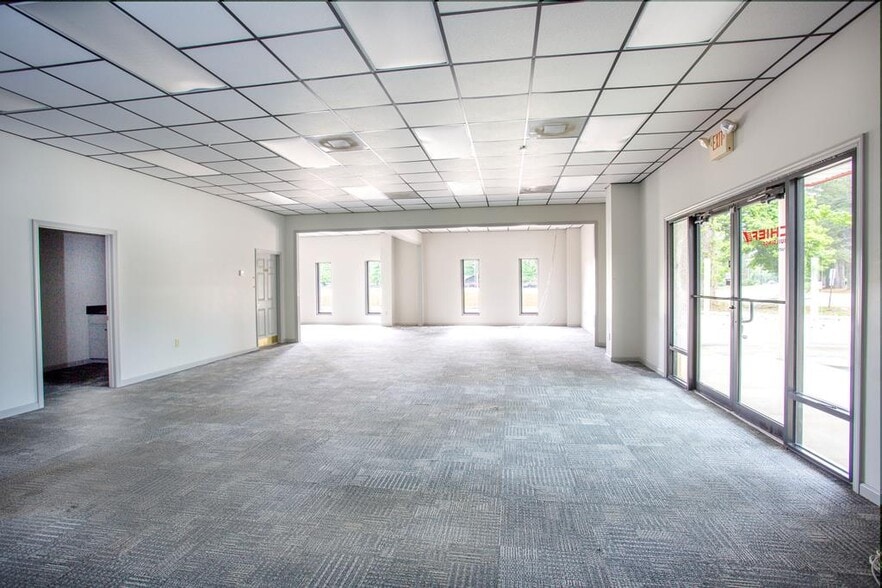 More Photos Of 511 State Docks Rd, Eufaula Medical For Sale