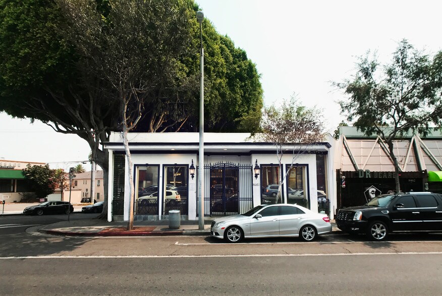 More Photos Of 8460 Santa Monica Blvd, West Hollywood Freestanding For Sale