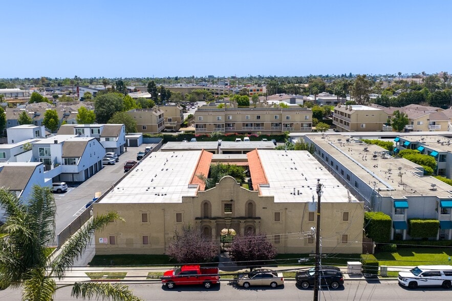 Primary Photo Of 291-293 Avocado St, Costa Mesa Apartments For Sale