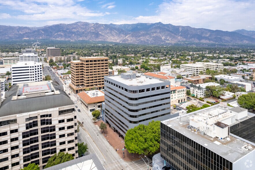 More Photos Of 70 S Lake Ave, Pasadena Office For Lease