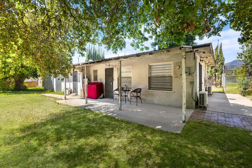 More Photos Of 1060 E Route 66, Glendora Distribution For Sale