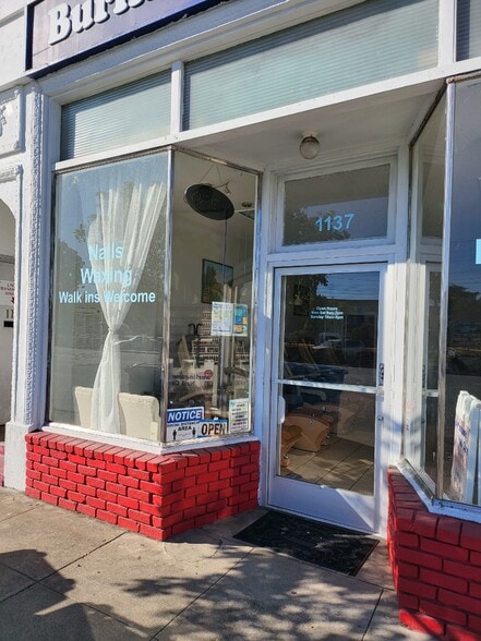 More Photos Of 1131-1137 California Dr, Burlingame Storefront Retail Residential For Sale