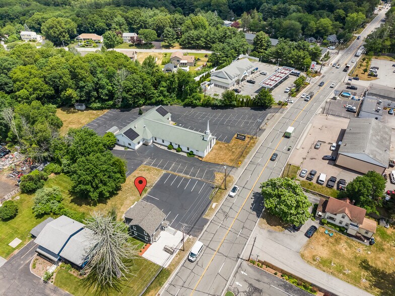 More Photos Of 2695 Hartford Ave, Johnston Office For Lease