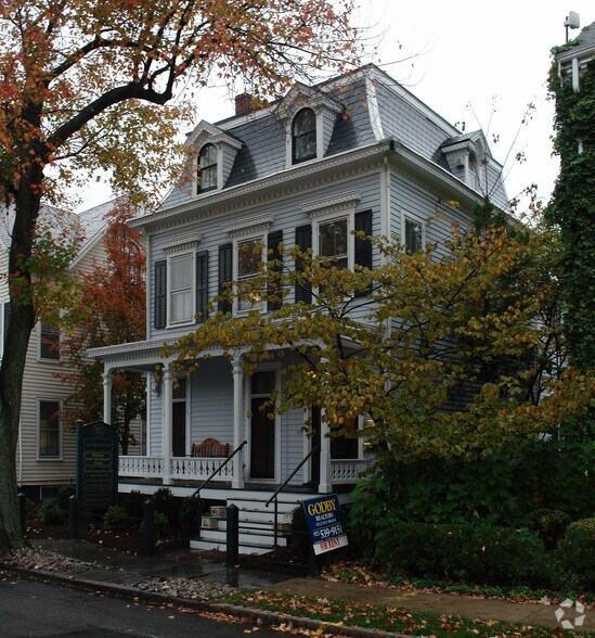 More Photos Of 27 Dehart St, Morristown Office For Lease