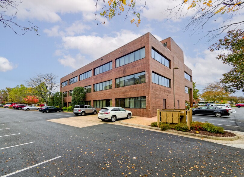 More Photos Of 11211 Waples Mill Rd, Fairfax Medical For Lease