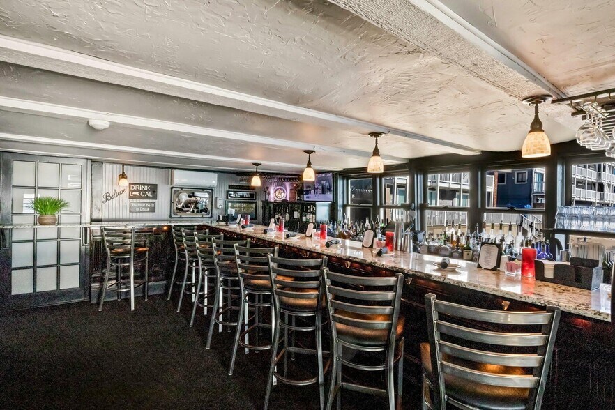 More Photos Of 539 Commercial St, Provincetown Storefront Retail Residential For Sale