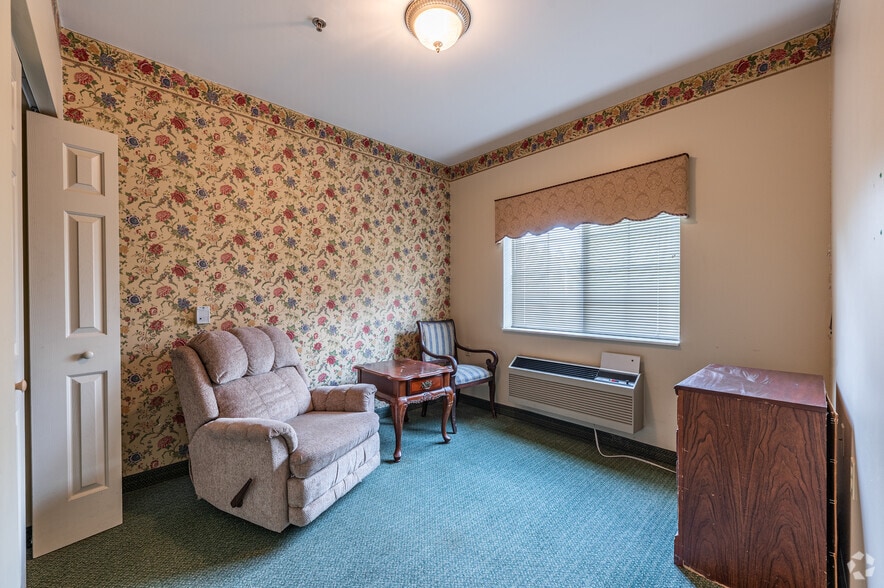 More Photos Of 200 Tandem Village Rd, Canonsburg Continuing Care Retirement Community For Sale