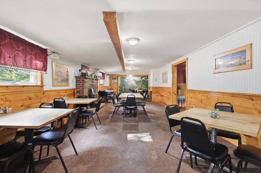 More Photos Of 225 Owego Turnpike, Waymart Specialty For Sale