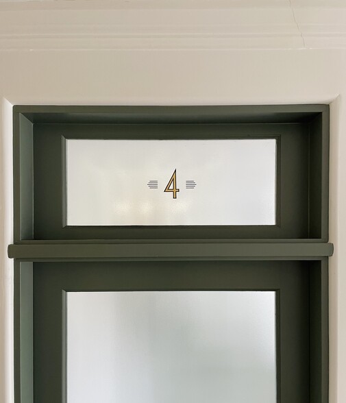 More Photos Of 4859-4851 Fountain Ave, Los Angeles General Retail For Sale