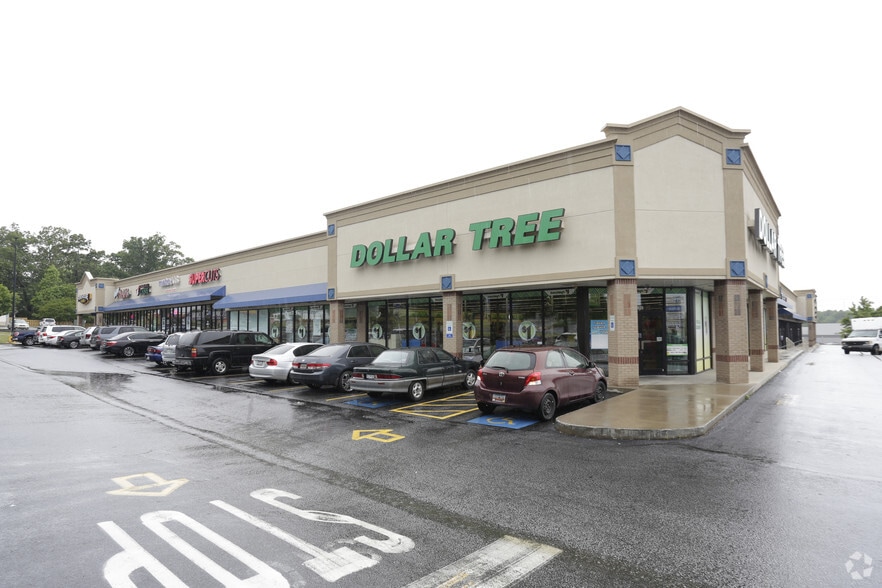 More Photos Of 3023 Wade Hampton Blvd, Taylors Freestanding For Lease