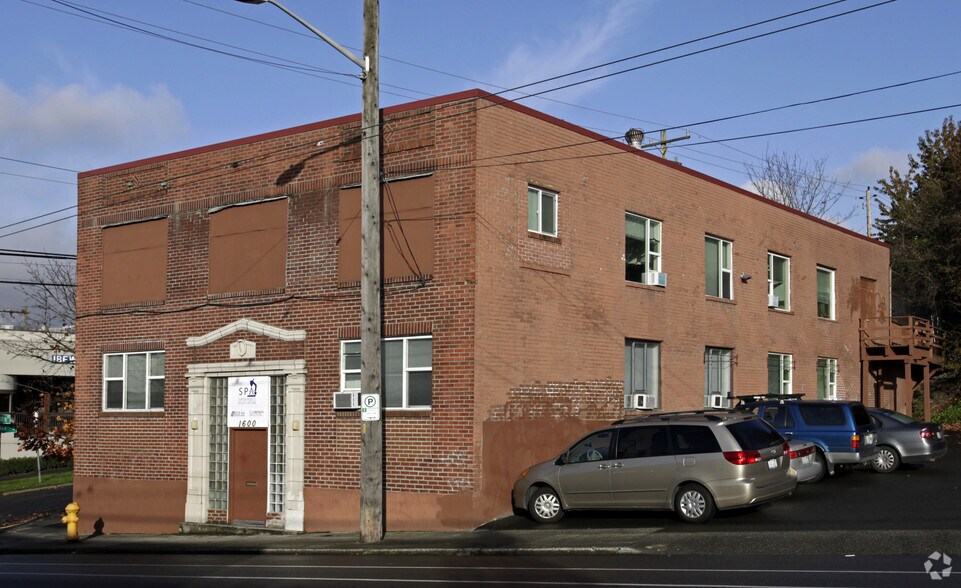More Photos Of 1600 S Jackson St, Seattle Office Residential For Sale