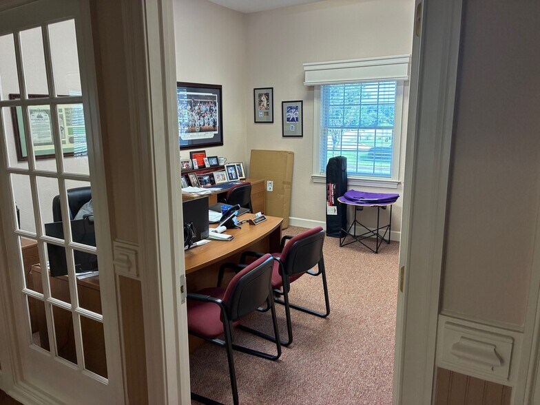 More Photos Of 1880 W City Dr, Elizabeth City Medical For Sale