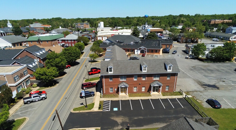 More Photos Of 108 Lagrange Ave, La Plata Medical For Sale