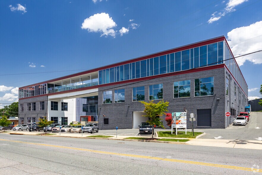 More Photos Of 12358 Parklawn Dr, North Bethesda Office For Lease