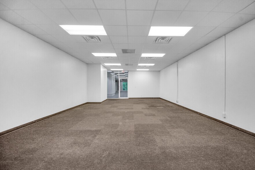 More Photos Of 3390 Kori Rd, Jacksonville Medical For Sale