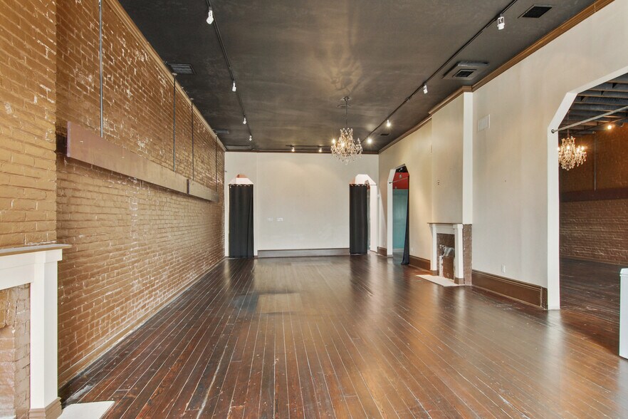 More Photos Of 3218 Magazine St, New Orleans General Retail For Sale