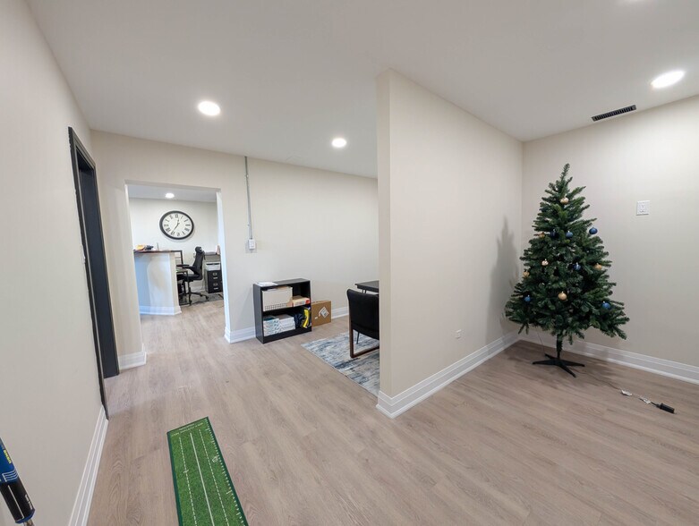 More Photos Of 172-174 Eastchester Ave, St Catharines Medical For Lease