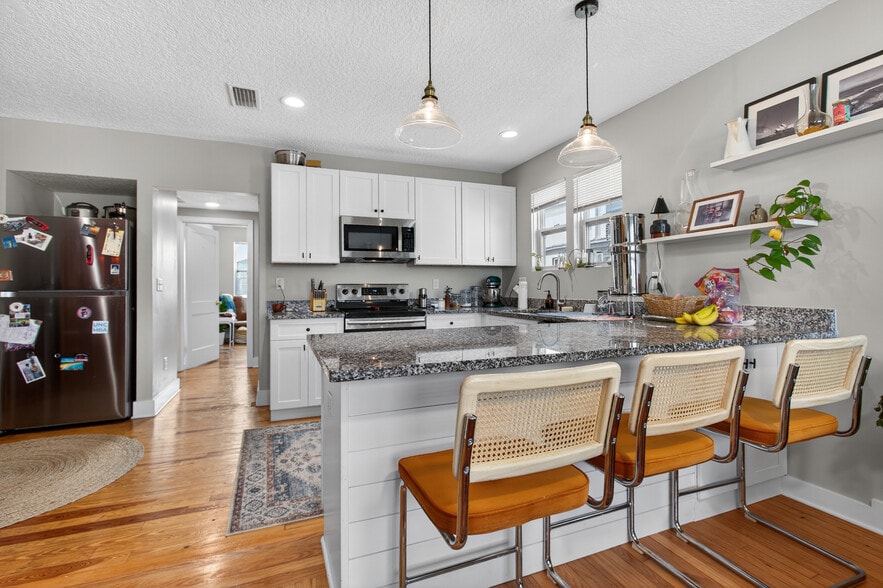 More Photos Of 123 Margaret St, Neptune Beach Multifamily For Sale