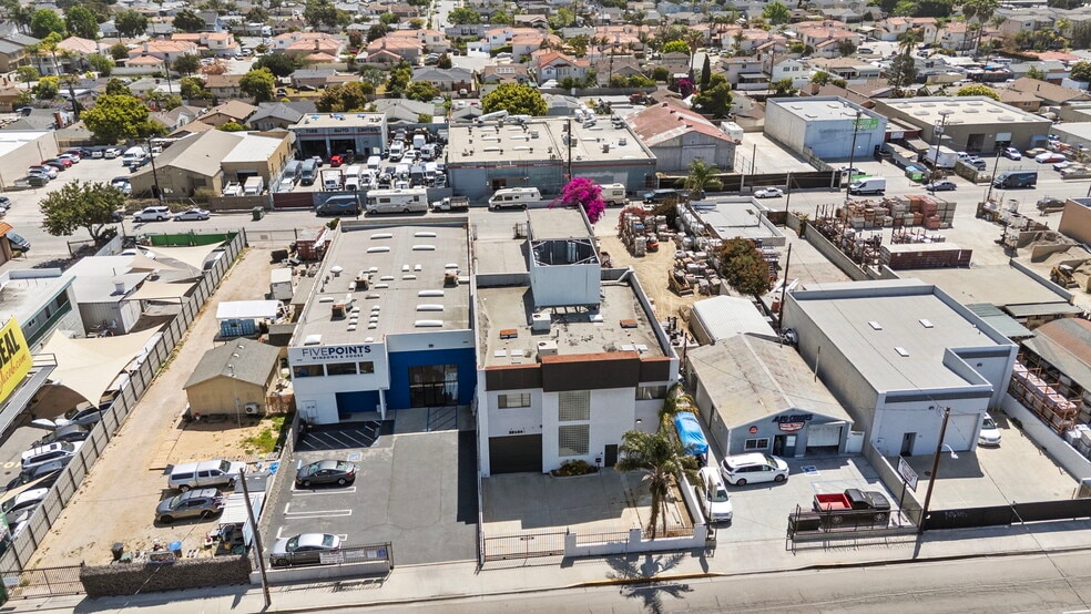More Photos Of 23104 S Normandie Ave, Torrance Warehouse For Lease