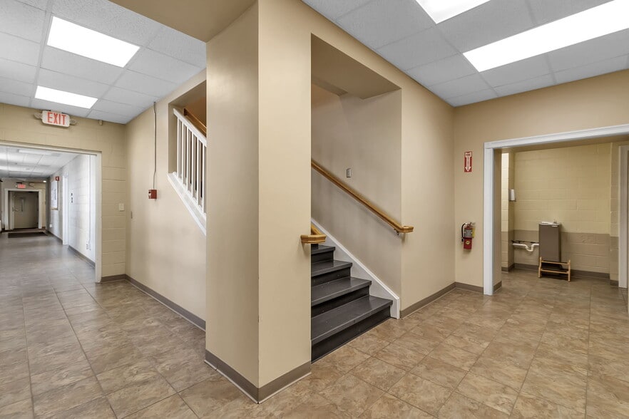 More Photos Of 383 Wheatfield St, North Tonawanda Religious Facility For Sale