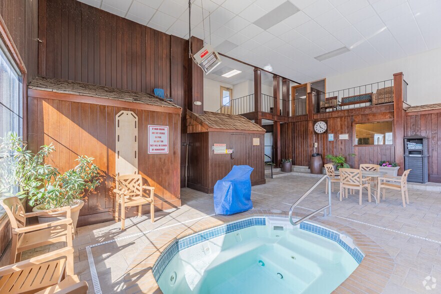 More Photos Of 1015 S Haynes Ave, Miles City Hotel For Sale