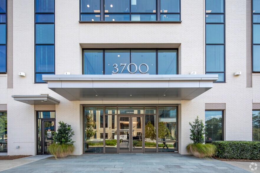 More Photos Of 3700 Glenwood Ave, Raleigh Unknown For Lease