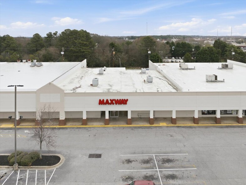 Primary Photo Of 564 Macon St, McDonough Unknown For Lease