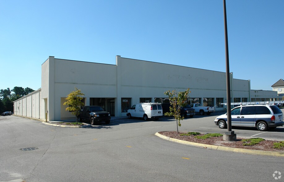 More Photos Of 5000 Market St, Wilmington Schools For Lease