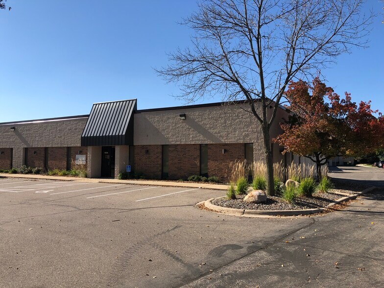 More Photos Of 11504-11524 K Tel Dr, Minnetonka Research And Development For Lease