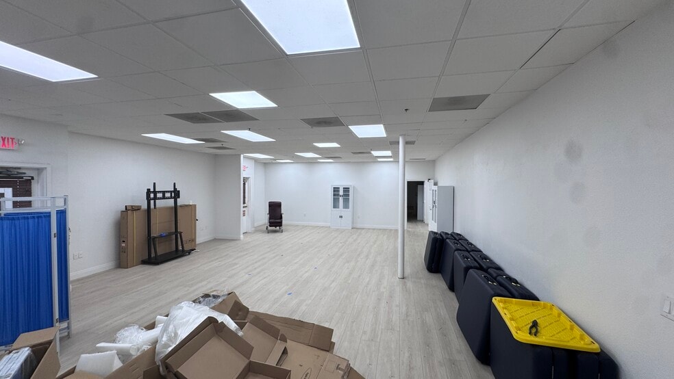 More Photos Of 3025 W Sahara Ave, Las Vegas Medical For Sale