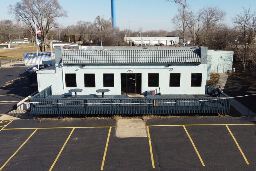 More Photos Of 2816 Route 120, Mchenry Restaurant For Sale